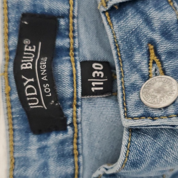 Judy Blue jeans - Picture 3 of 6